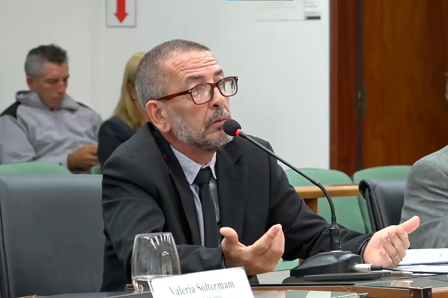 Scavino destacó los cambios en la ordenanza del pavimento y aseguró que “los vecinos pueden quedarse tranquilos”