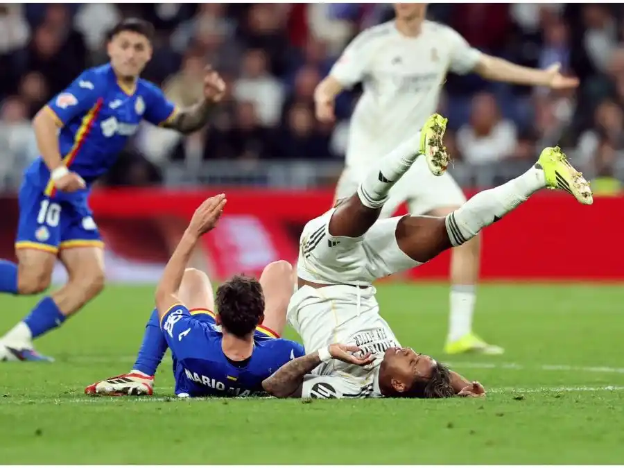 El jugador brasileño se perderá el Mundial.
