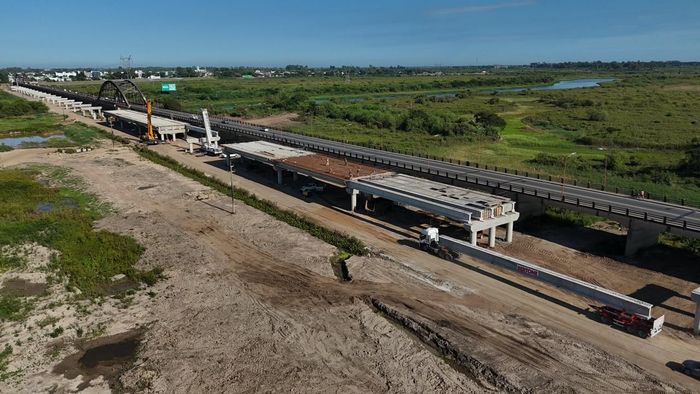 El nuevo Puente Carretero recibió la primera viga fabricada en Santa Fe - 2