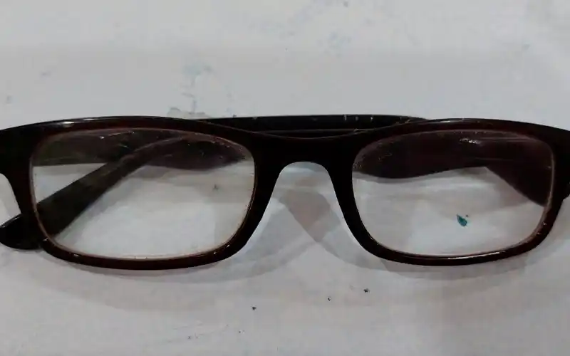 Anteojos encontrados en el boulevard