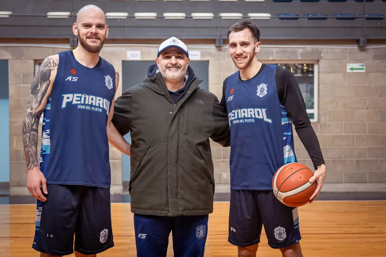 Peñarol ya piensa en su debut.