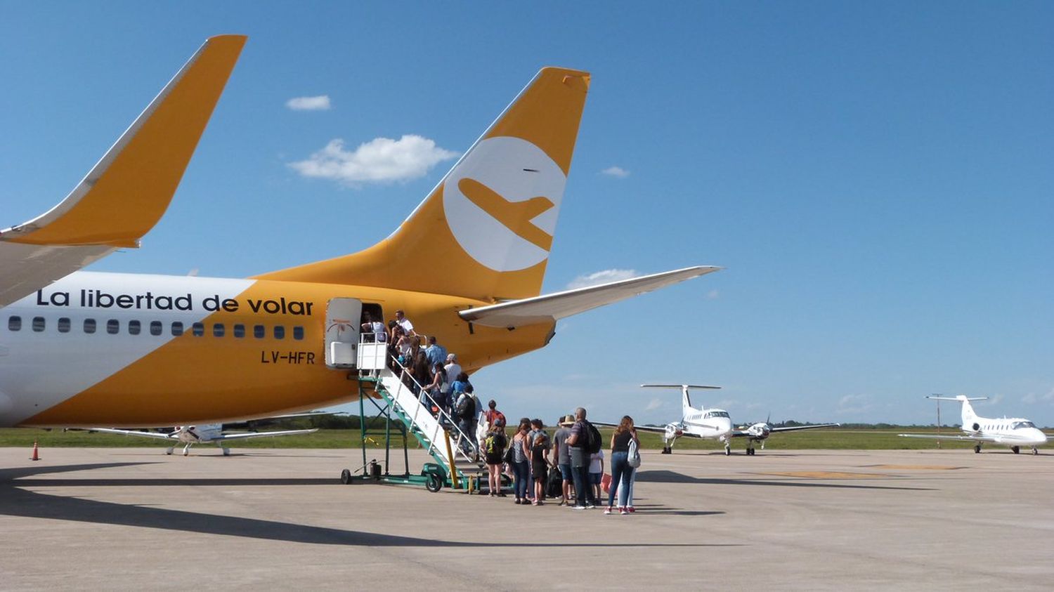 Ingresó al servicio comercial el segundo Boeing 737-800 (LV-HFR) de Flybondi