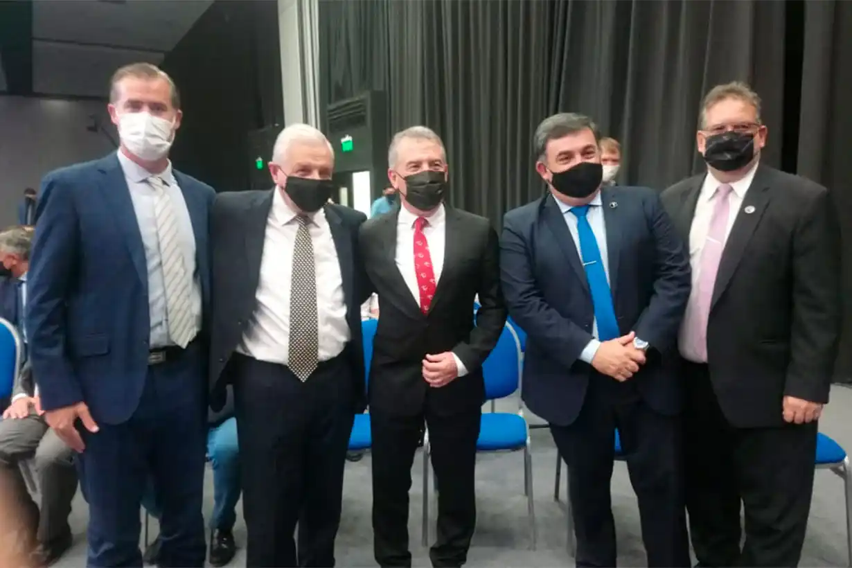 Urribarri, con Piaggio, Lauritto, Oliva y Francolini Crédito Análisis Digital