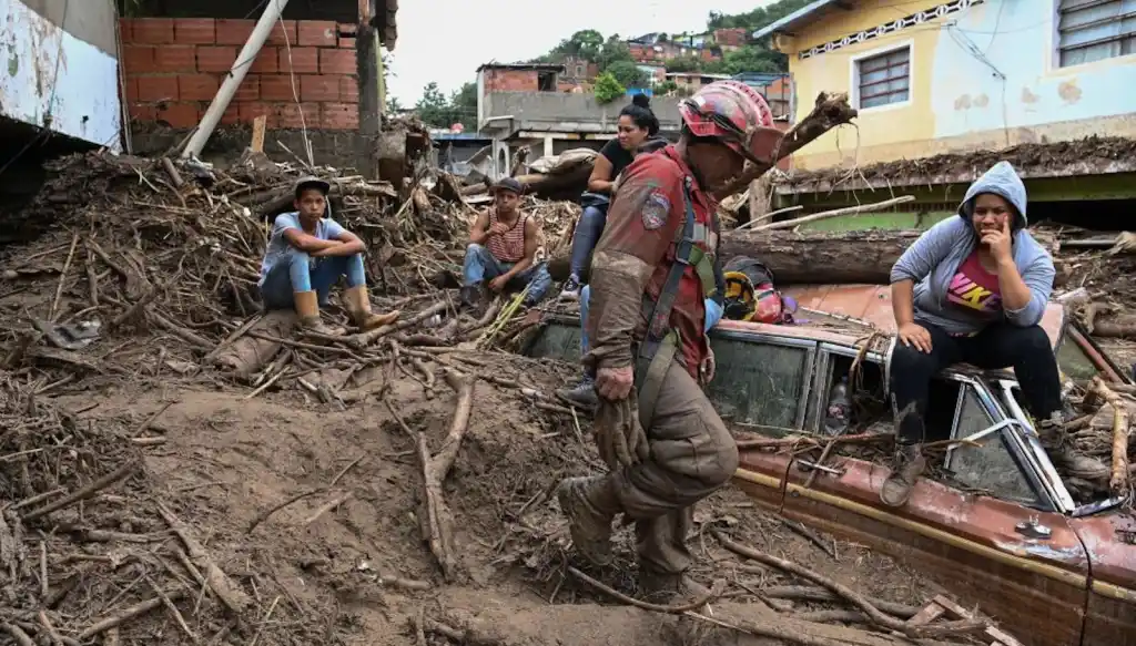Al menos 25 personas murieron y hay 50 desaparecidos por las inundaciones en Venezuela