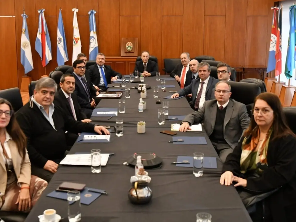 Intercambio de experiencias sobre la desfederalización del narcomenudeo entre los poderes judiciales