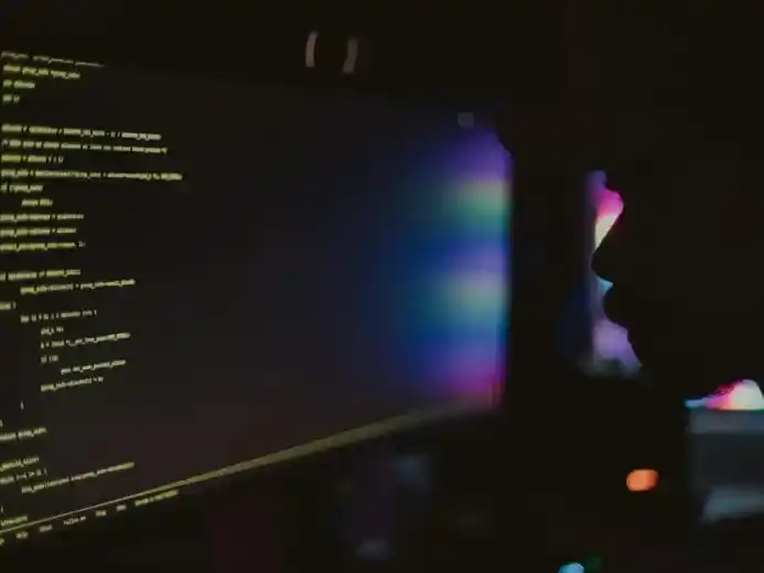 El reclamo apunta a un problema estructural: la desaparición de la atención humana. Crédito: Archivo Mirador Provincial.