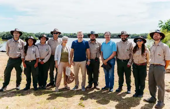 Frigerio y Gilbert Butler inauguraron la base operativa sobre islas del río Uruguay