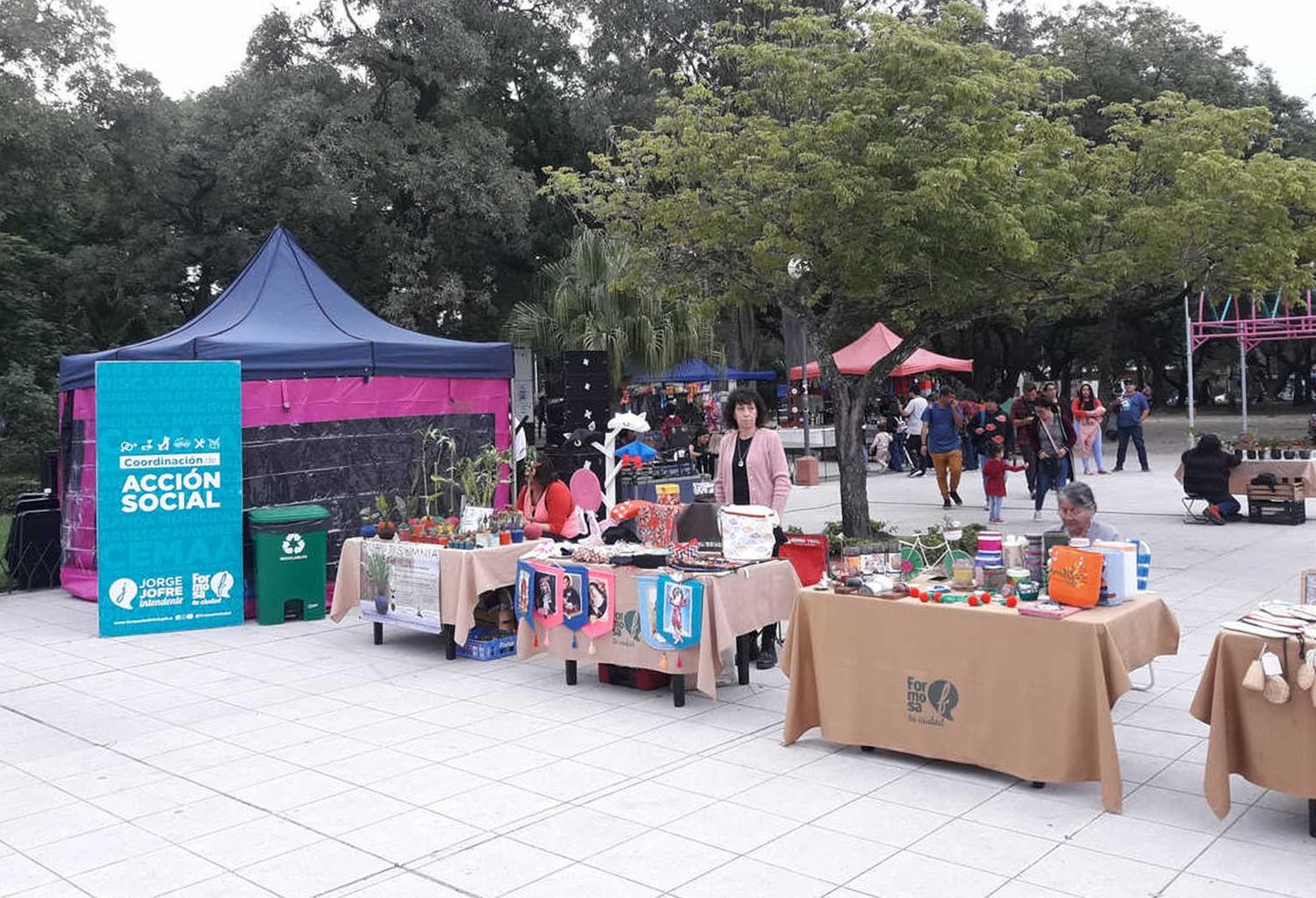 Exitosa feria por Día Mundial del 
Ambiente en la Plaza San Martín