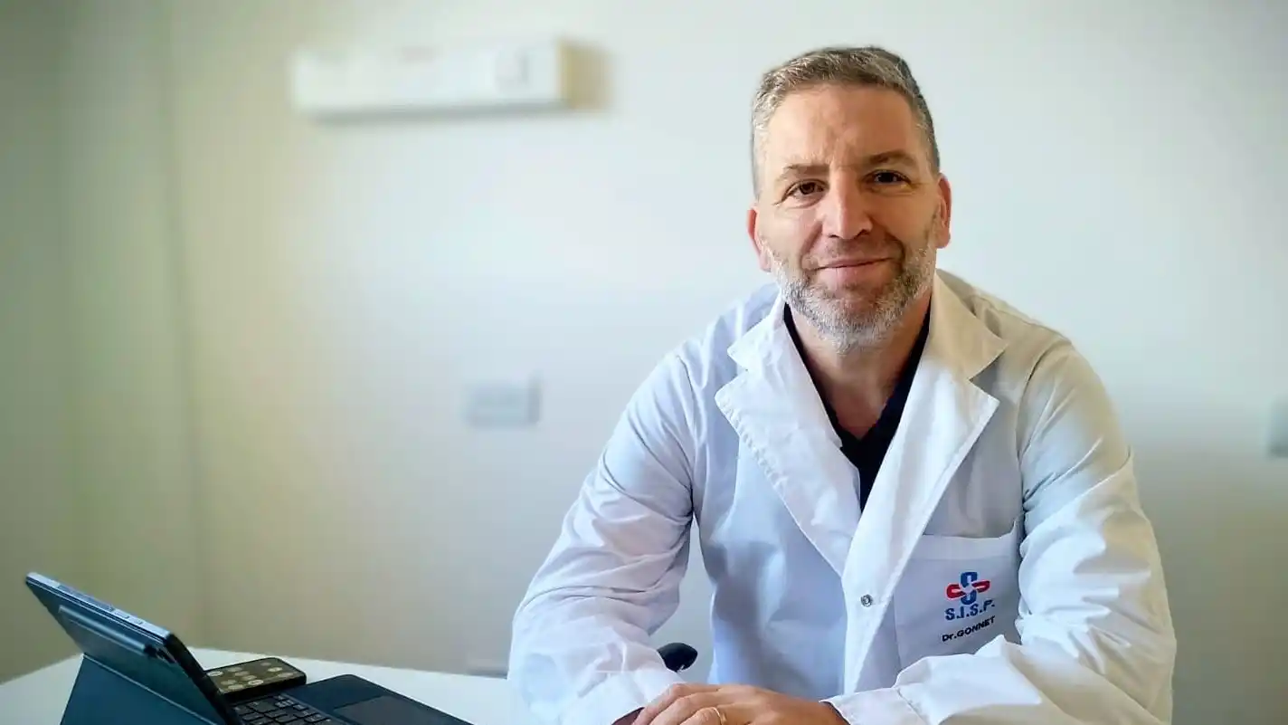 "Queremos acercar mayor información y contribuir en una mejor preparación de los médicos, a través de una comunicación directa para poder entablar más diálogo y mejor respuesta en el ámbito de la salud pública”, destacó Gonnet.