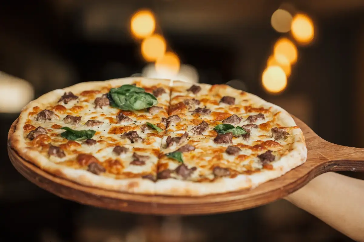 Todo Láctea tendrá un certamen para elegir al mejor maestro pizzero de la región