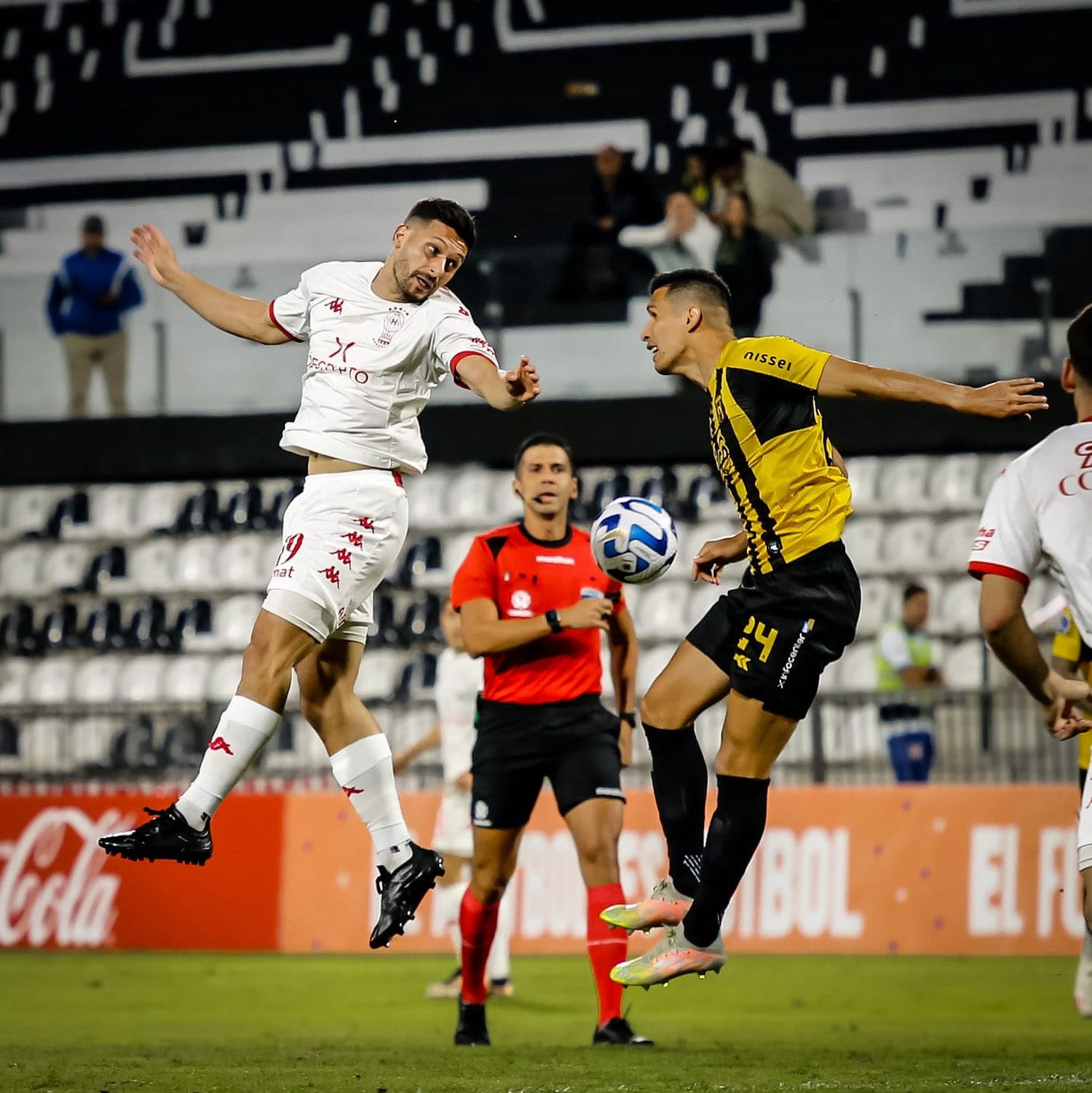 Huracán estuvo lejos de evitar la eliminación