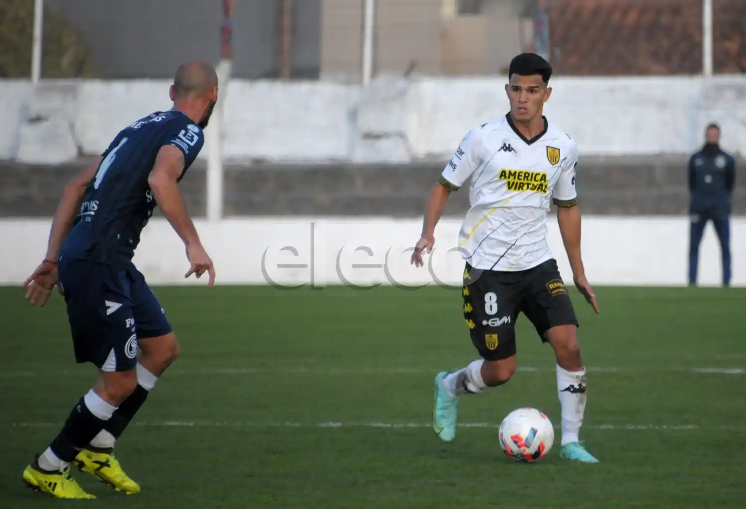 Galabert encabeza un ataque de Santamarina y lo espera Scolari.