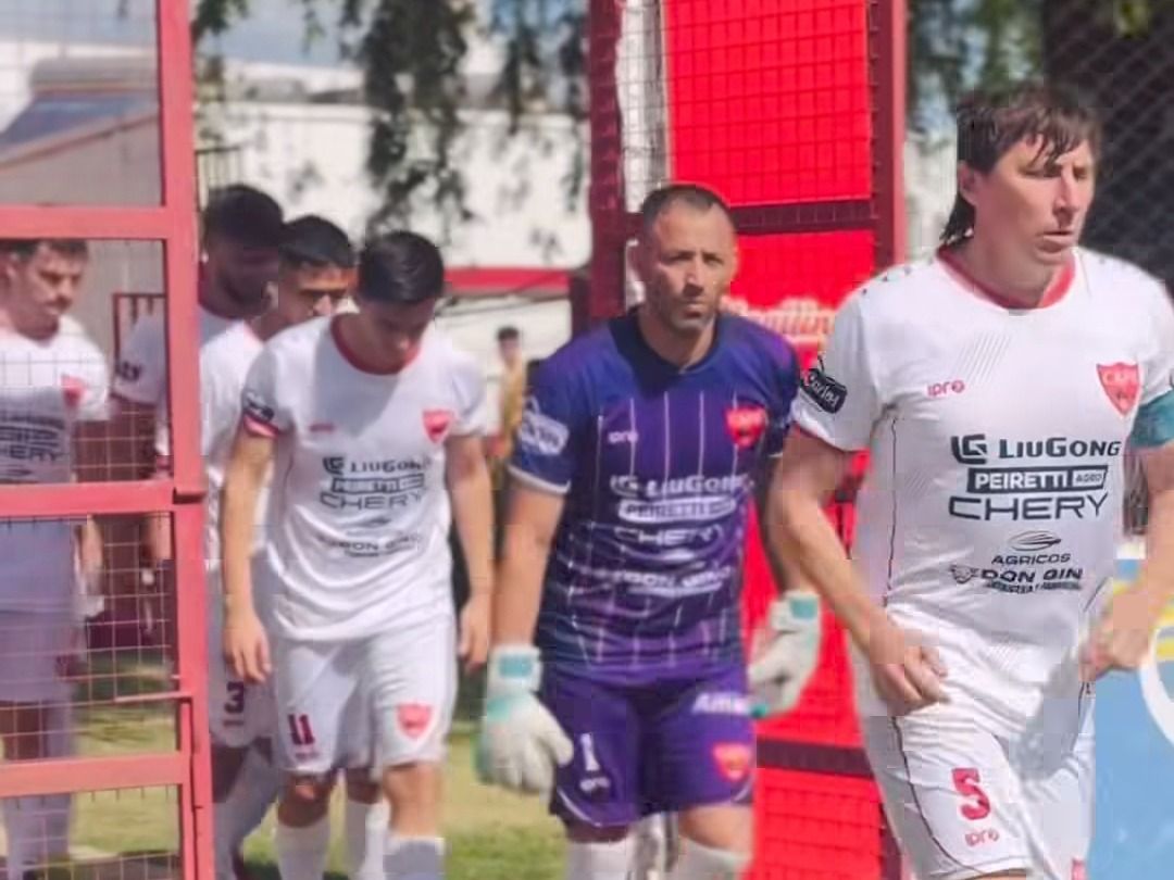 Ferro le ganó 1 a 0 y es líder en soledad del Clausura.Foto:IG.CAFE