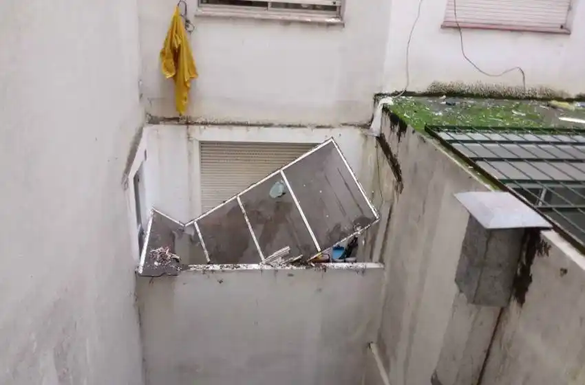 Explosión del departamento: hallaron muerto a un hombre