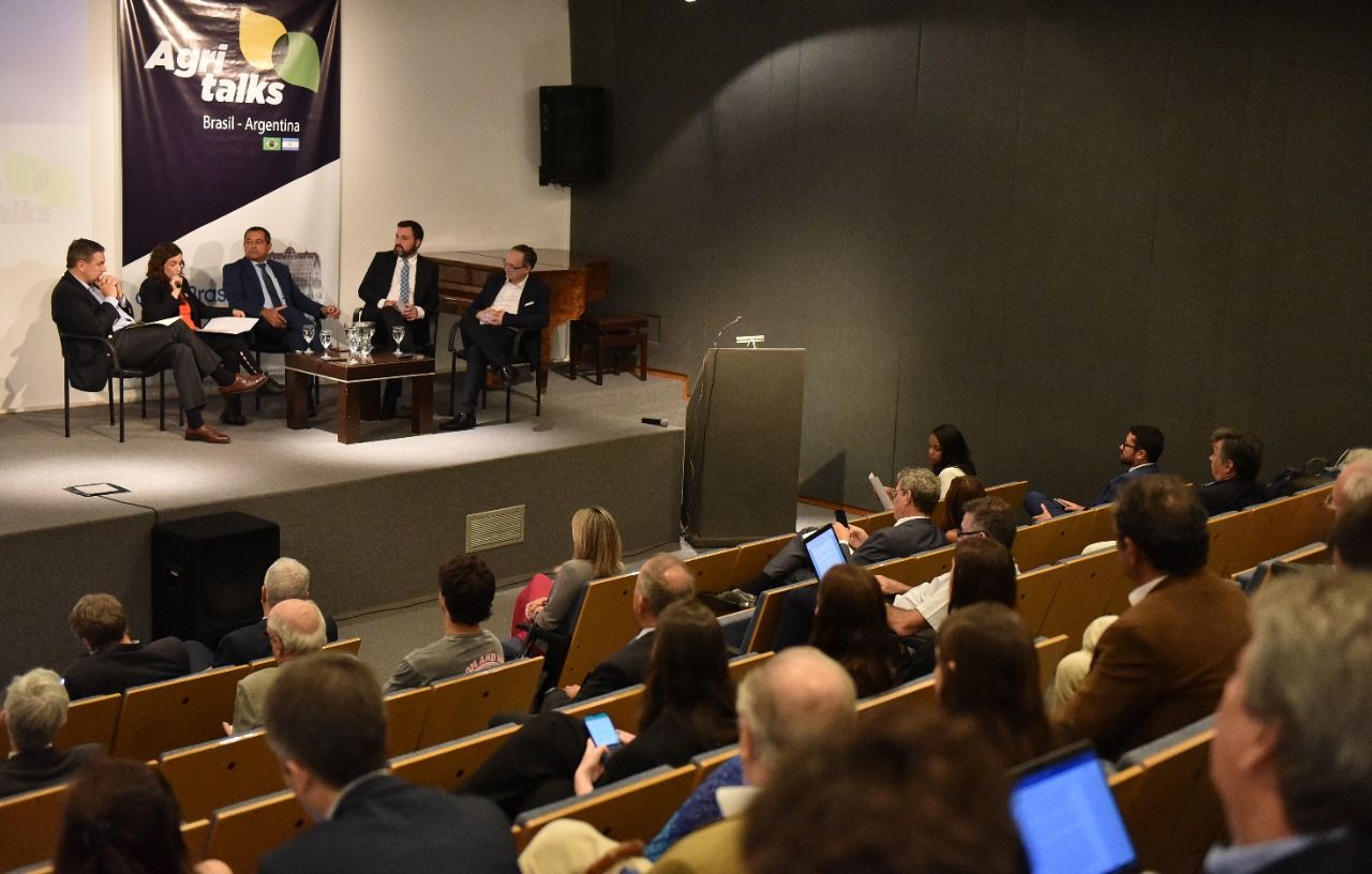 Santa Fe participa de la discusión sobre el futuro de la agricultura latinoamericana