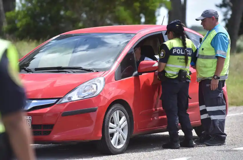 Intensifican controles en rutas con más de 5 mil policías