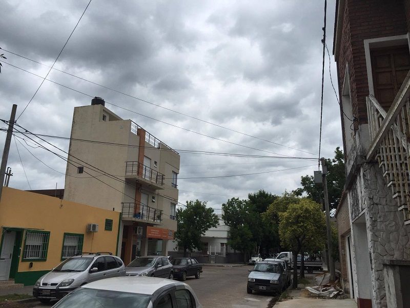 Miércoles gris con posibilidad de inestabilidad: a qué hora lloverá