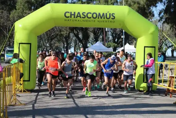 Sabrina Fascina y Alexis Sives ganaron los 10K de la 6º  fecha del Circuito de Calle