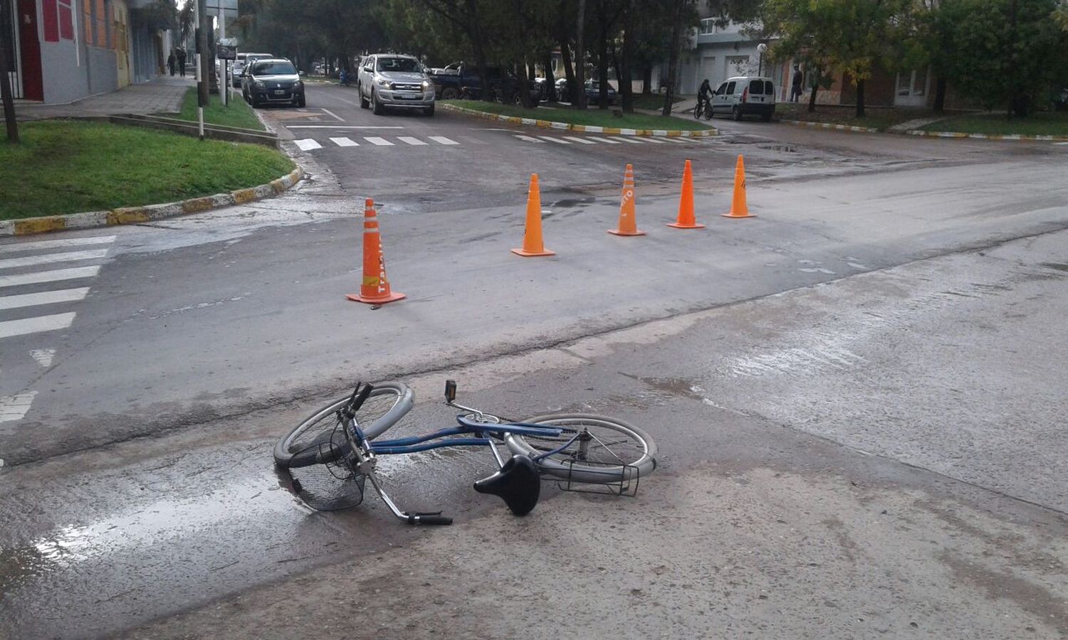 Colisión en Independencia y Seri