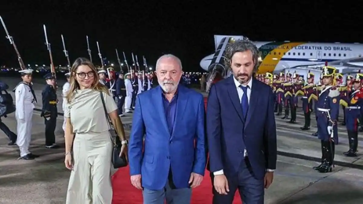 ¡PARA ENVIDIA DE MADURO! Así reciben a Lula Da Silva en Argentina