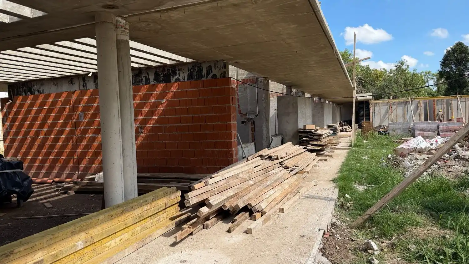 La obra de la Escuela “Julio Maiztegui” de Pueblo Andino,abandonada por Nación