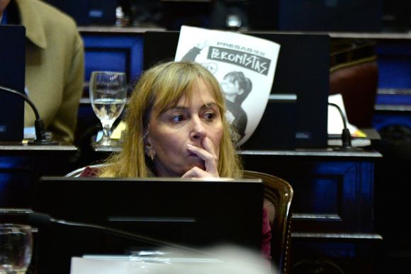 Di Tullio denunció amenazas de influencers libertarios y cruzó al Gobierno por "violencia y desinstitucionalización"