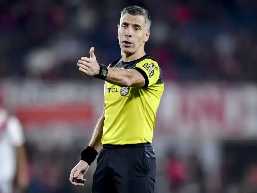 Hernán Mastrángelo arbitrará a Racing y River en Rosario.