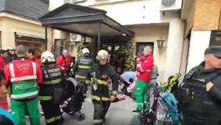 Personal del SAME y Bomberos de la Ciudad trabajaron en la institución.