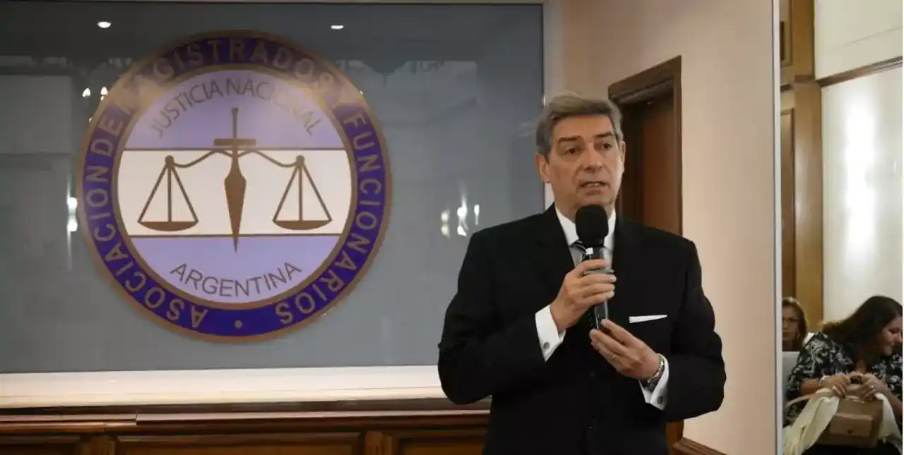 Rosatti: “Un buen juez aplica la Constitución y las leyes sin mirar a quién beneficia o perjudica”