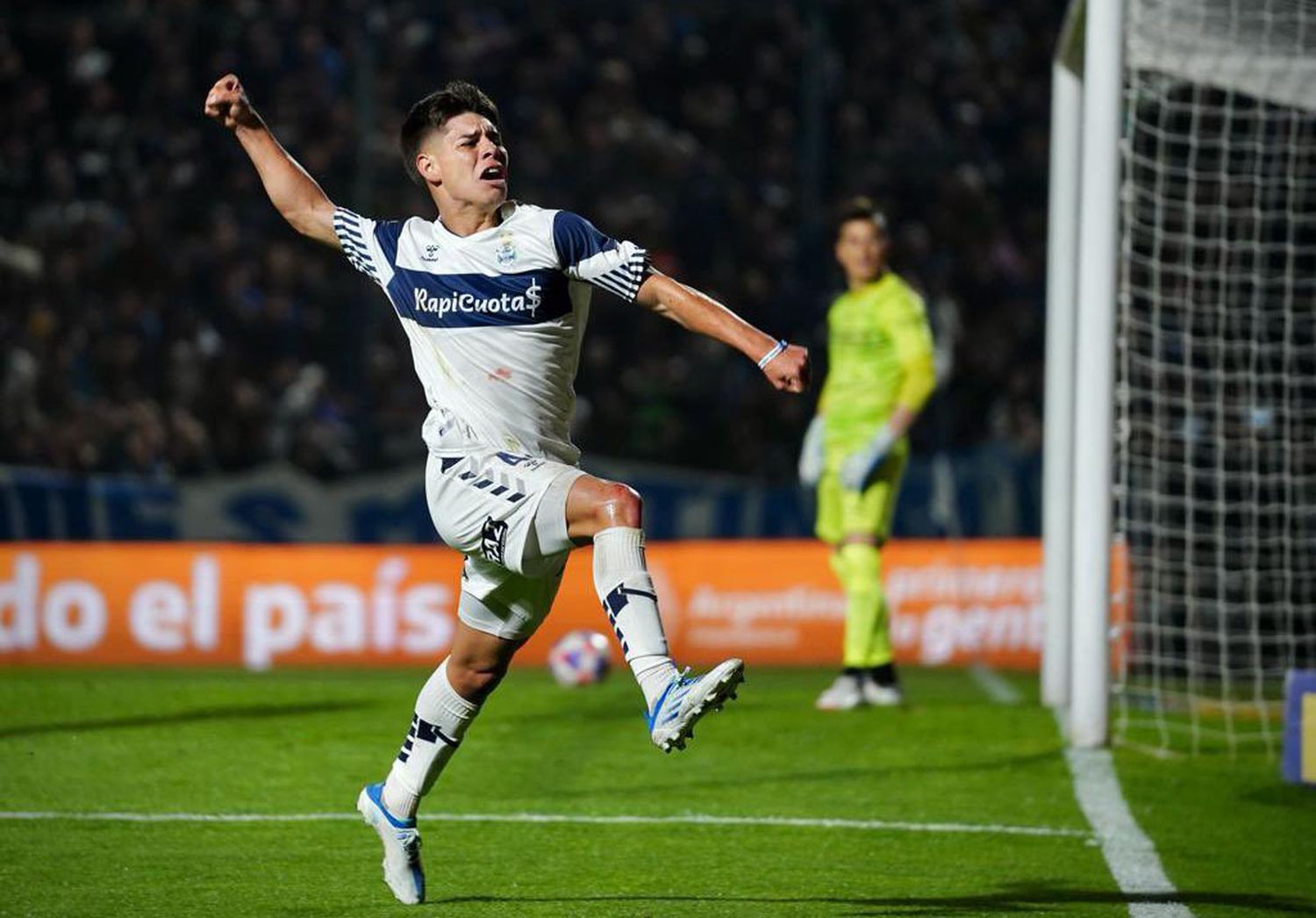 Gimnasia quiere quedar solo arriba en Rosario