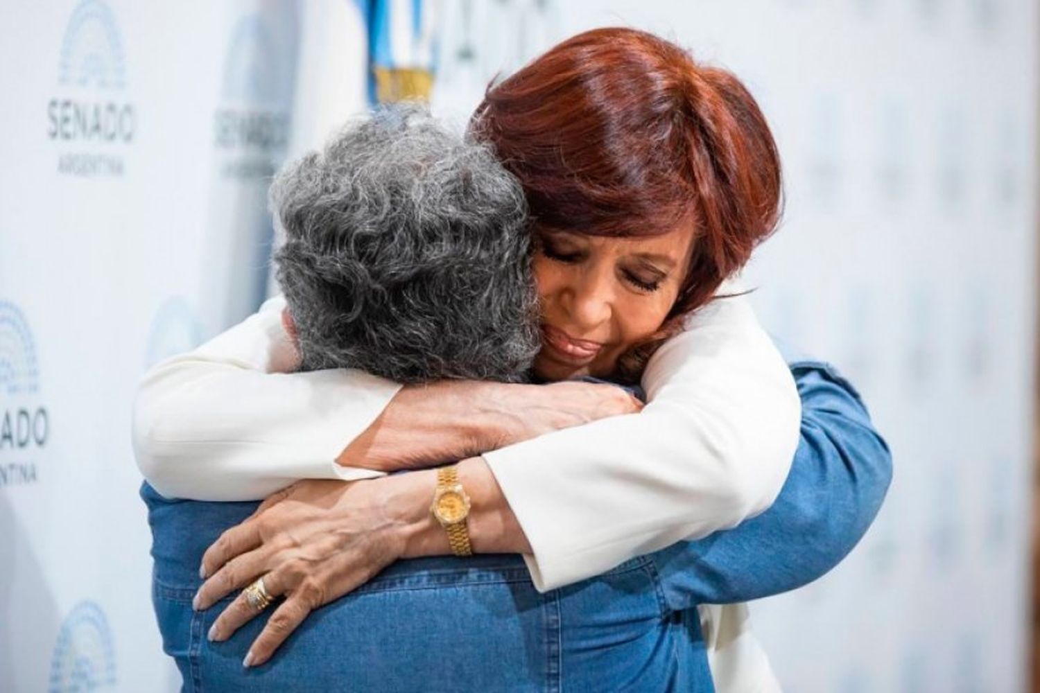 Habló por primera vez Cristina Fernández de Kirchner tras el intento de magnicidio: "Estoy viva por Dios y la Virgen"