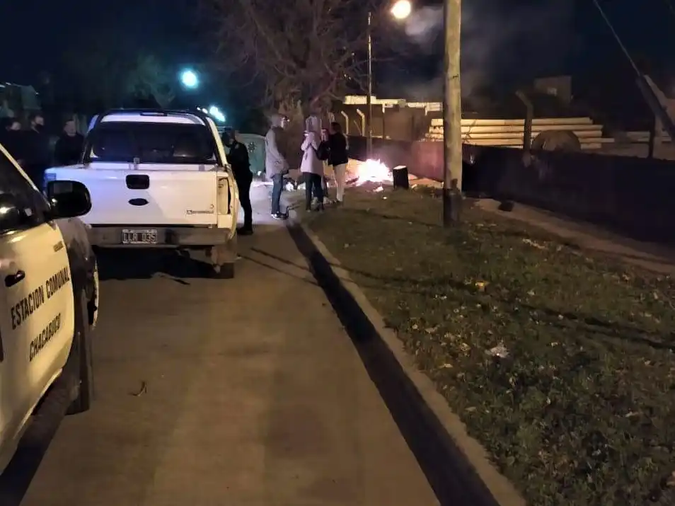 Fase 5 en Chacabuco: descubrieron asados entre amigos, cumpleaños, partidos de fútbol y hasta peñas