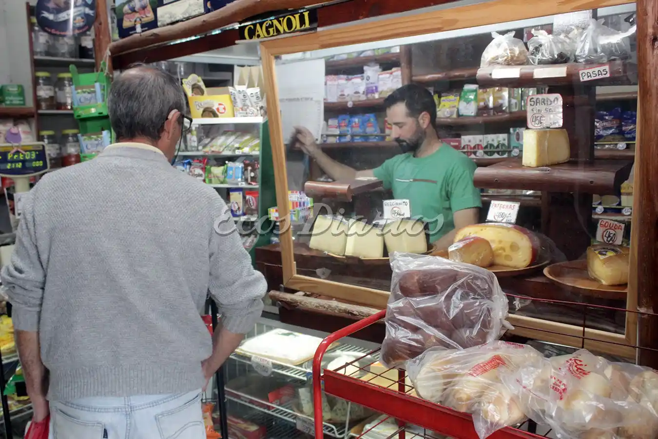 Inquietud . En los comercios y clientes a la hora de adquirir mercadería
