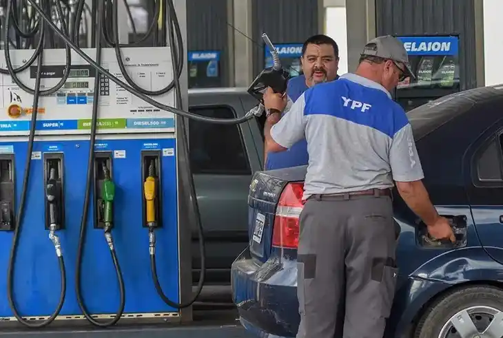 Marín sostuvo que la empresa continuará evitando trasladar a los consumidores el impacto del precio internacional del crudo.