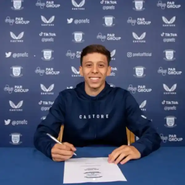 El joven es la gran novedad en la lista de convocados de Diego Placente.