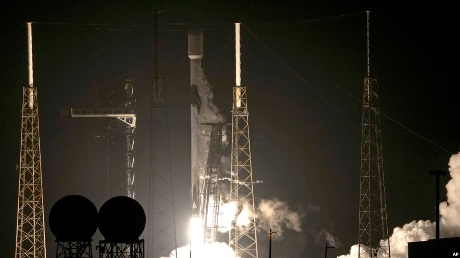 NASA lanza satélite para estudiar océanos y atmósfera de una Tierra cada vez más caliente