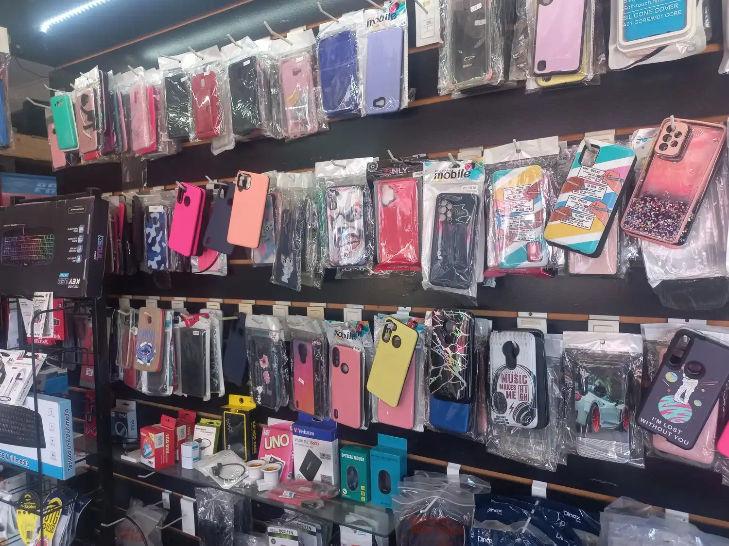 Los primeros días del mes son los de más ventas de celulares nuevos.