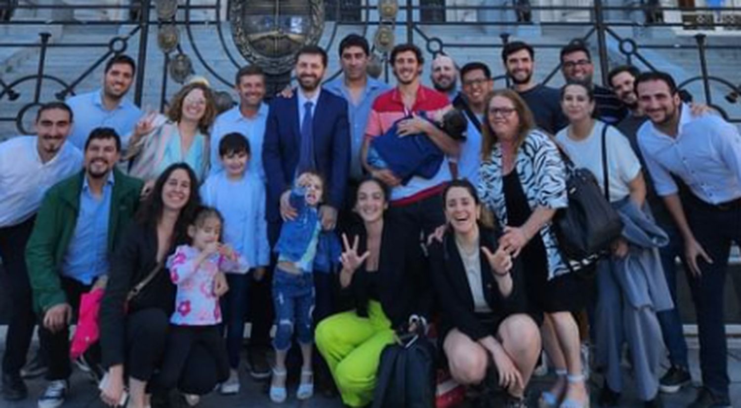 Con fuerte presencia necochense asumió Pablo Juliano como diputado nacional