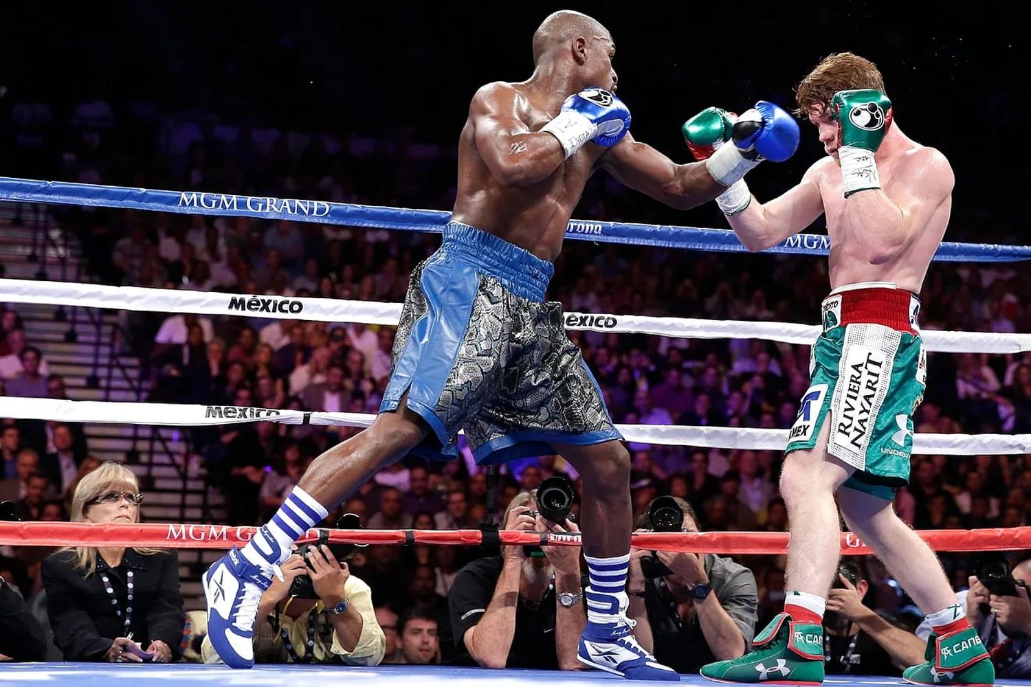 Canelo's Next Move: Mayweather Backs Álvarez's Choice for Munguía Fight