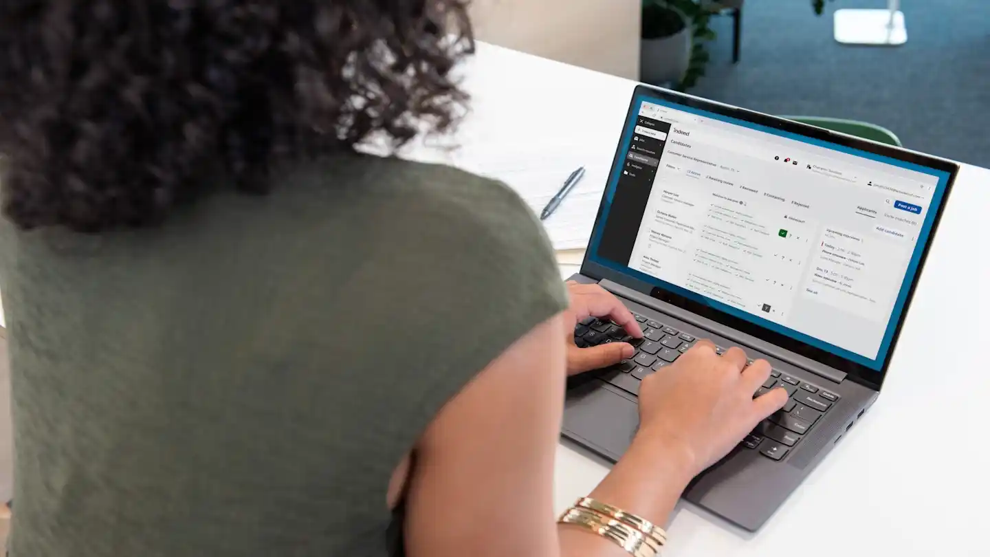 Estudiantes avanzados de algunas carreras podrán acceder a pasantías en el ámbito público