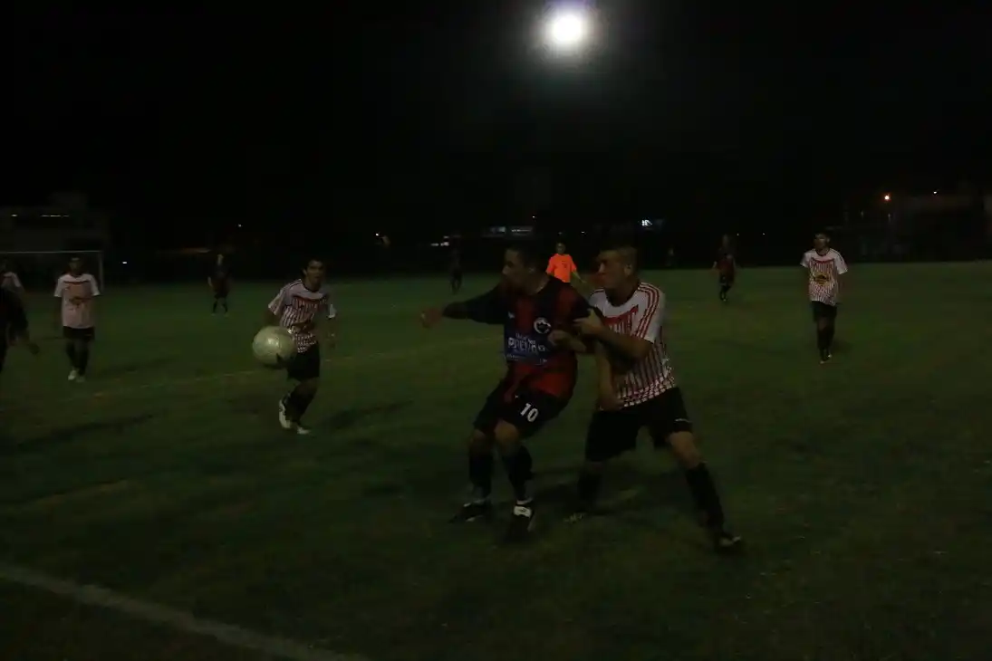 Black River fue eficaz y derrotó a Cerro Porteño