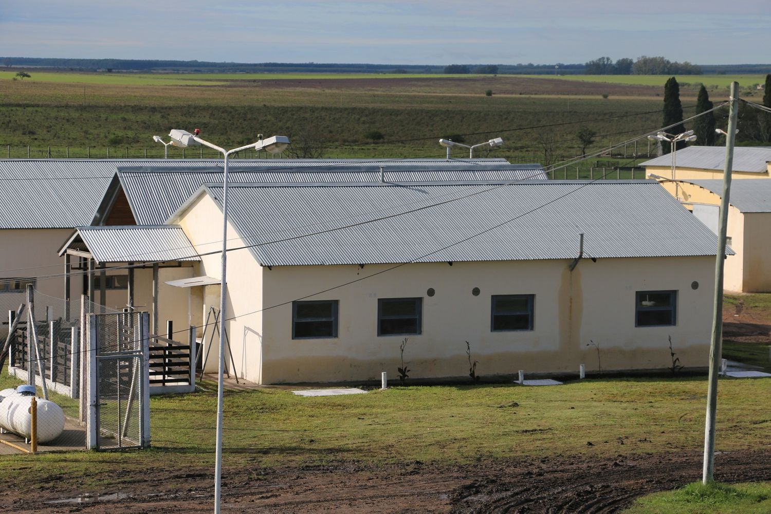 Construirán nuevos pabellones en la Colonia Penal El Potrero