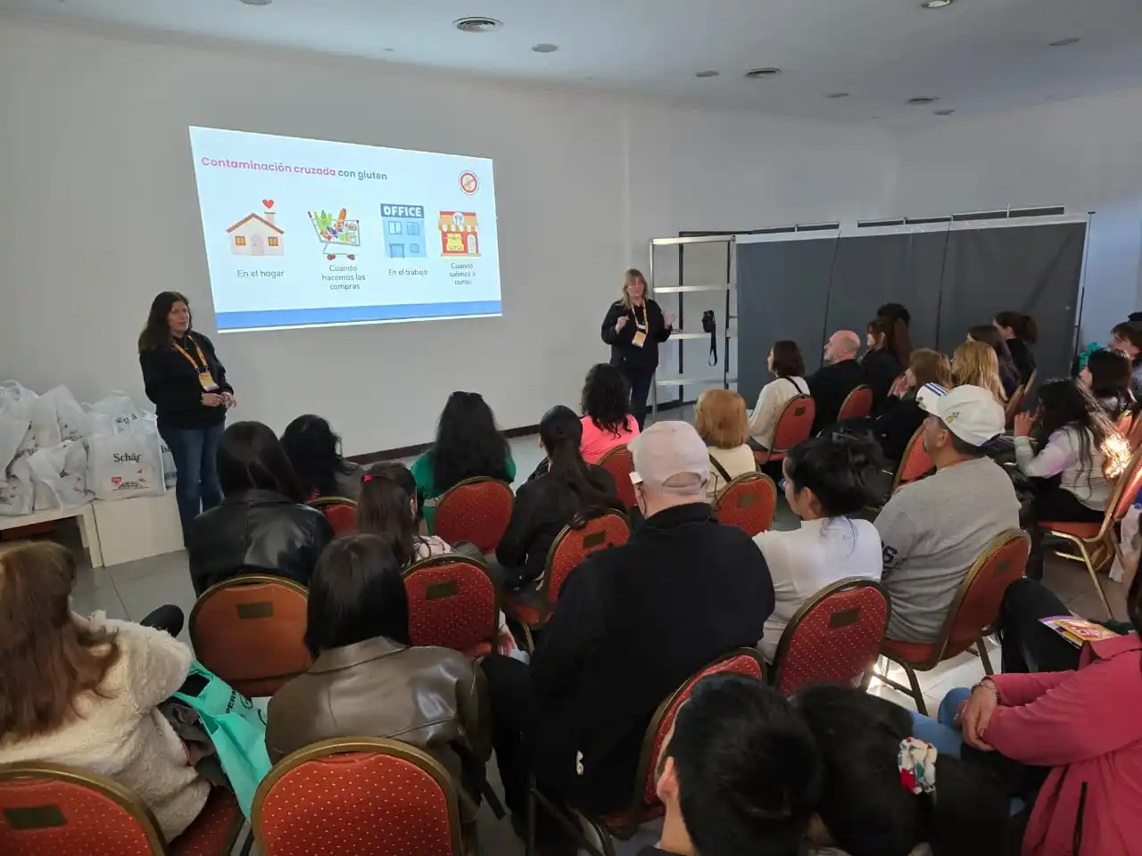 La filial de Tandil participó de la Expo Celíaca 2025 realizada en Buenos Aires.