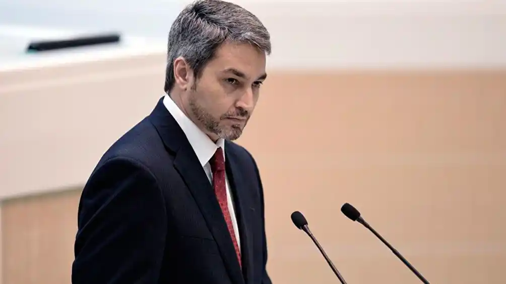 El oficialista Benítez es el nuevo presidente de Paraguay