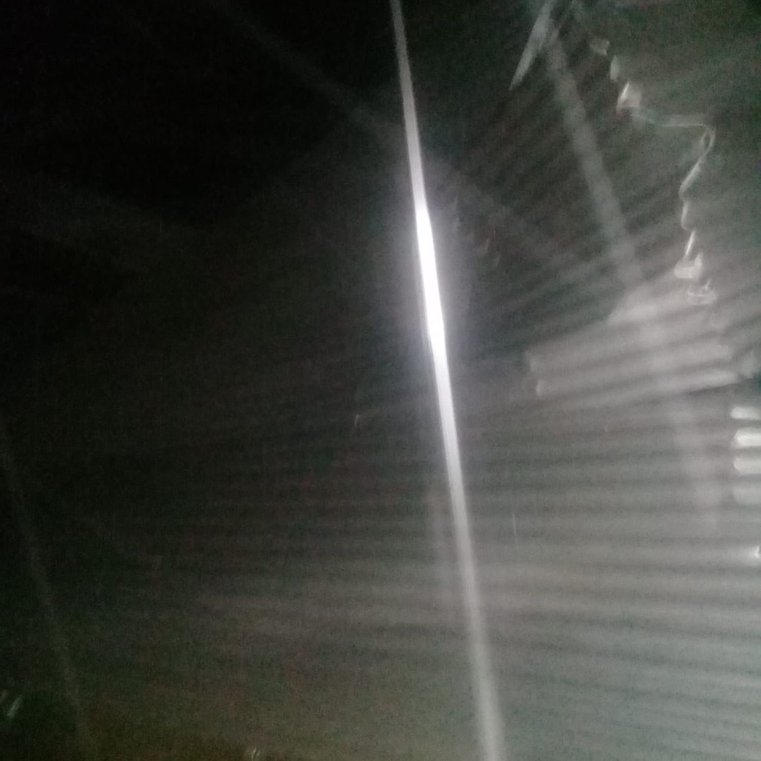 Tormenta: volaron “techos y ropa” en Sarmiento e Irlanda