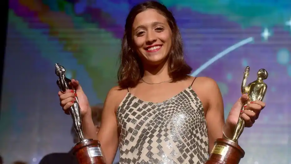 La nadadora Delfina Pignatiello se quedó con el Olimpia de Oro