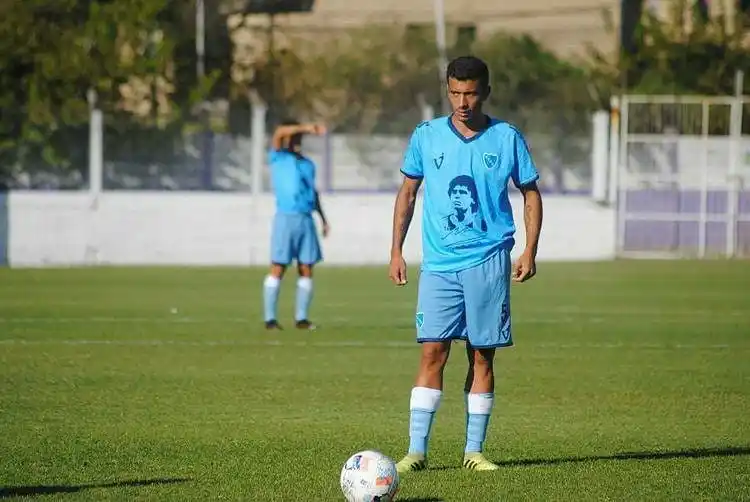 B Metropolitana: Macelli fue titular en el triunfo de Defensores Unidos y Matías Nouet jugó en el empate de Flandria