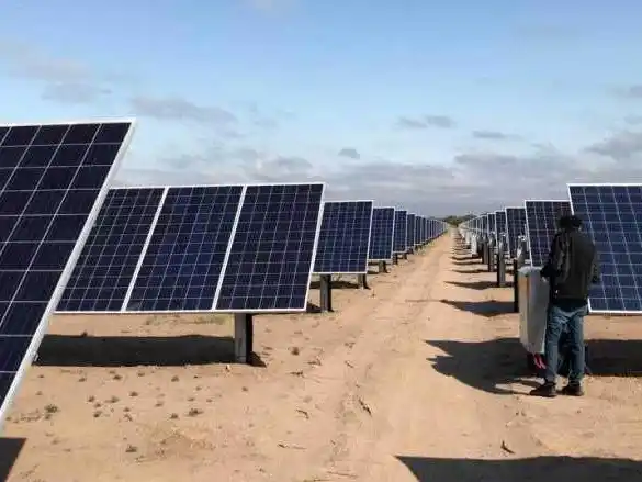 A mediados de agosto, se empezaría a recibir
energía del parque solar de Ingeniero Juárez