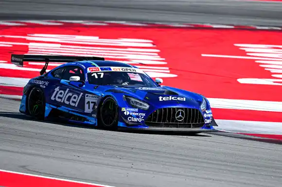 Siebert abrió su fin de semana en Barcelona y recibió una particular invitación