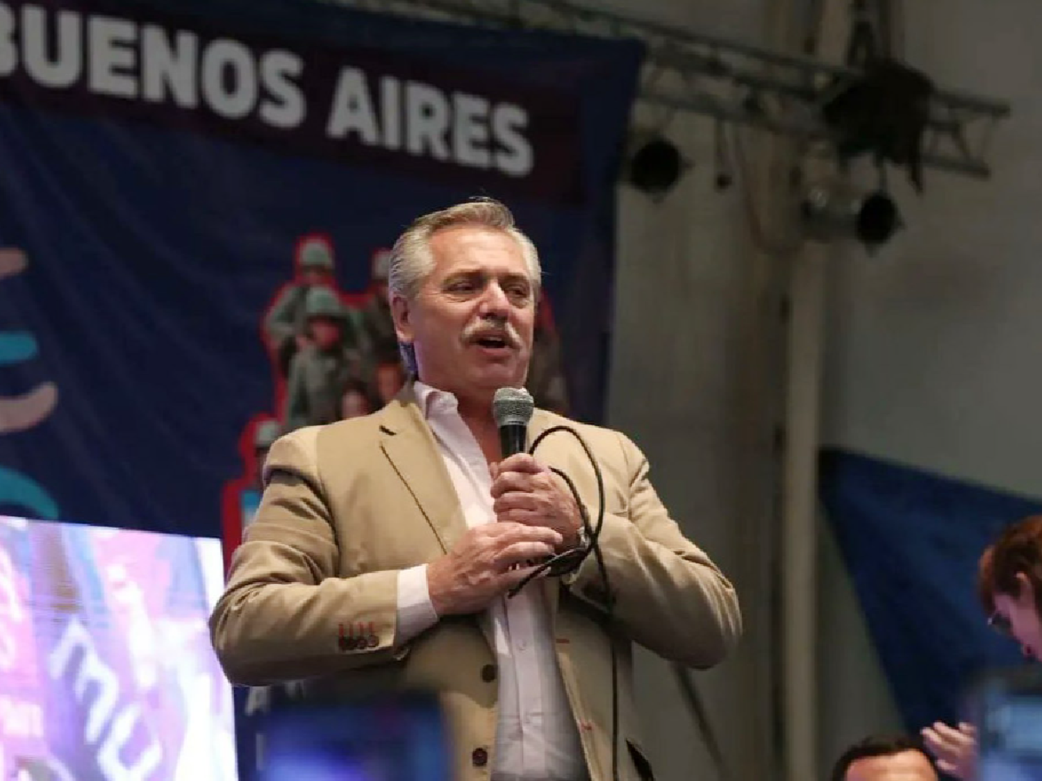 El Gobierno calificó el "tractorazo" como una movilización política y acusó a JXC de afectar la "convivencia democrática"